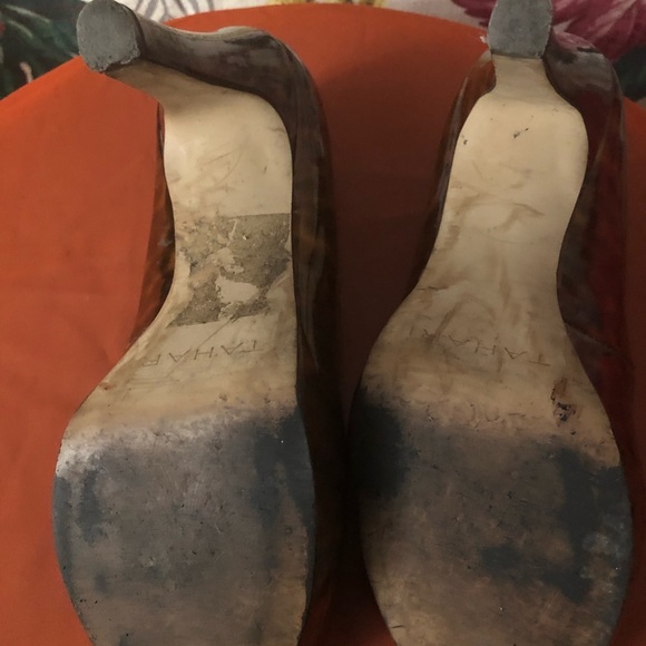 Gorgeous Tahari heels - Picture 4 of 4